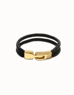 Leather bracelet with golden clasp