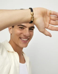 Leather bracelet with golden clasp