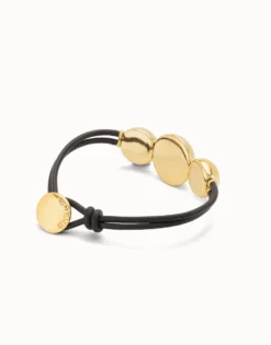 Leather bracelet with three large beads