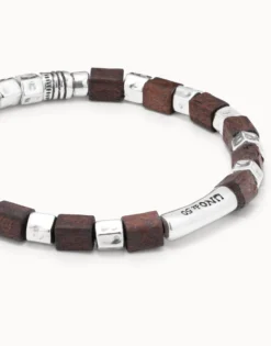 Leather bracelet with wooden beads