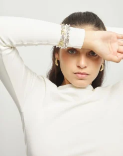 Link bracelet with cylindrical pieces