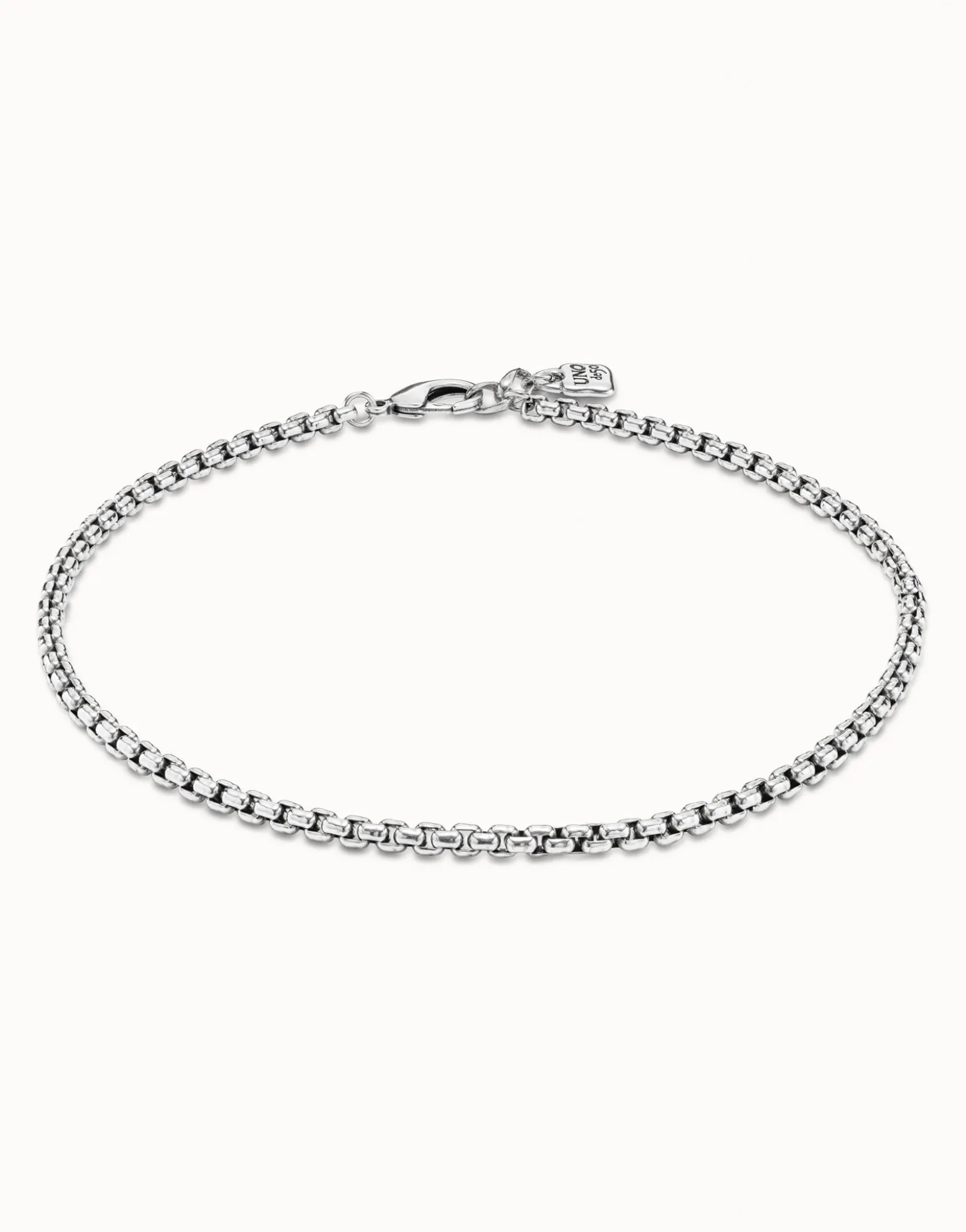 Link chain necklace