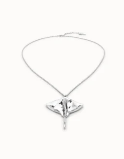 Long chain pendant necklace with manta ray