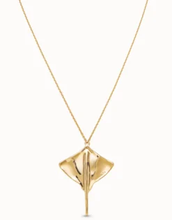 Long chain pendant necklace with manta ray