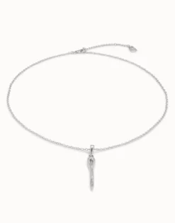 Long chain pendant necklace with needle