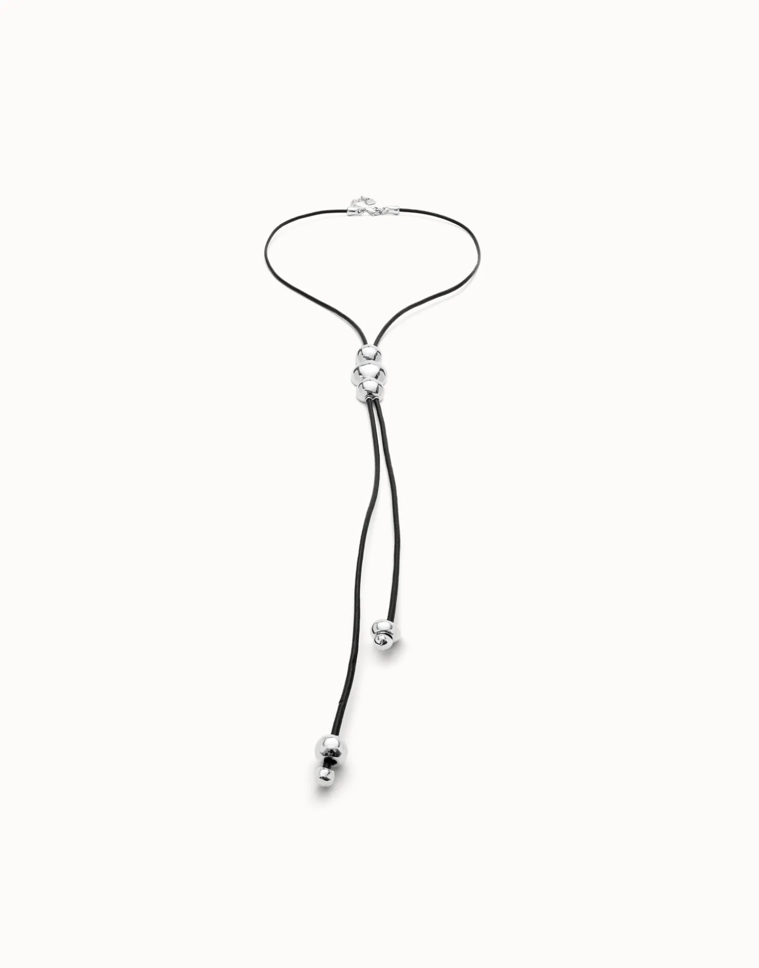 Long leather necklace with three central beads