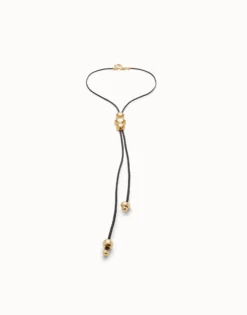 Long leather necklace with three central beads