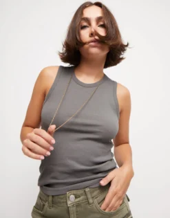 Long link chain necklace