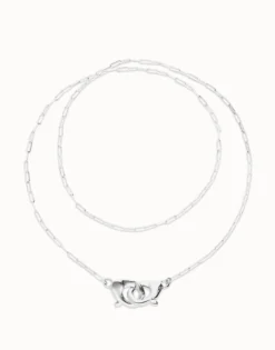 Long necklace with interlocking carabiner