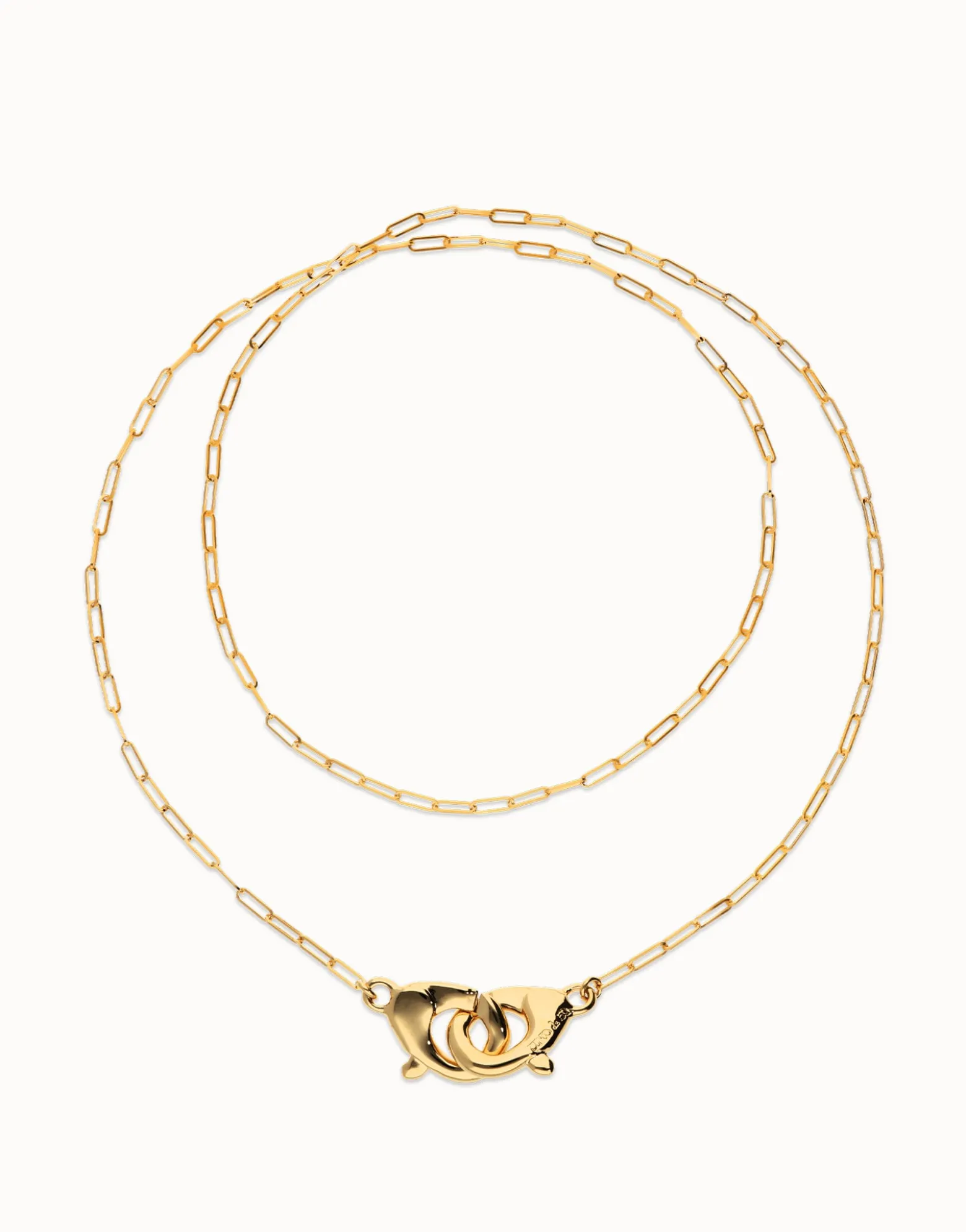 Long necklace with interlocking carabiner