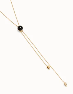 Long pendant necklace with central black murano glass