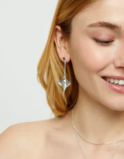 Manta ray-shaped drop earrings