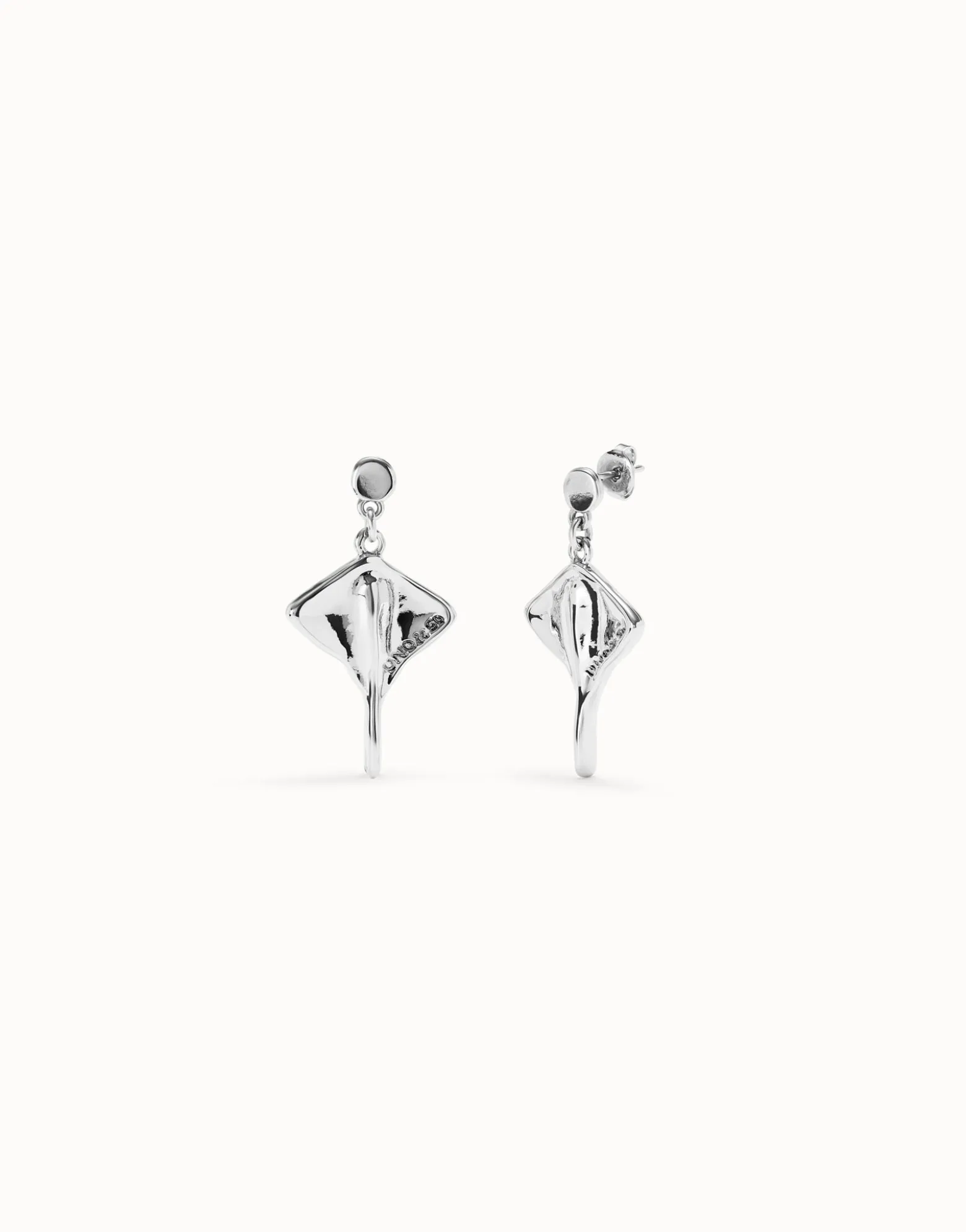 Manta ray-shaped drop earrings