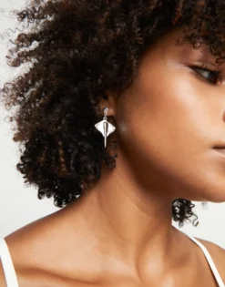 Manta ray-shaped drop earrings