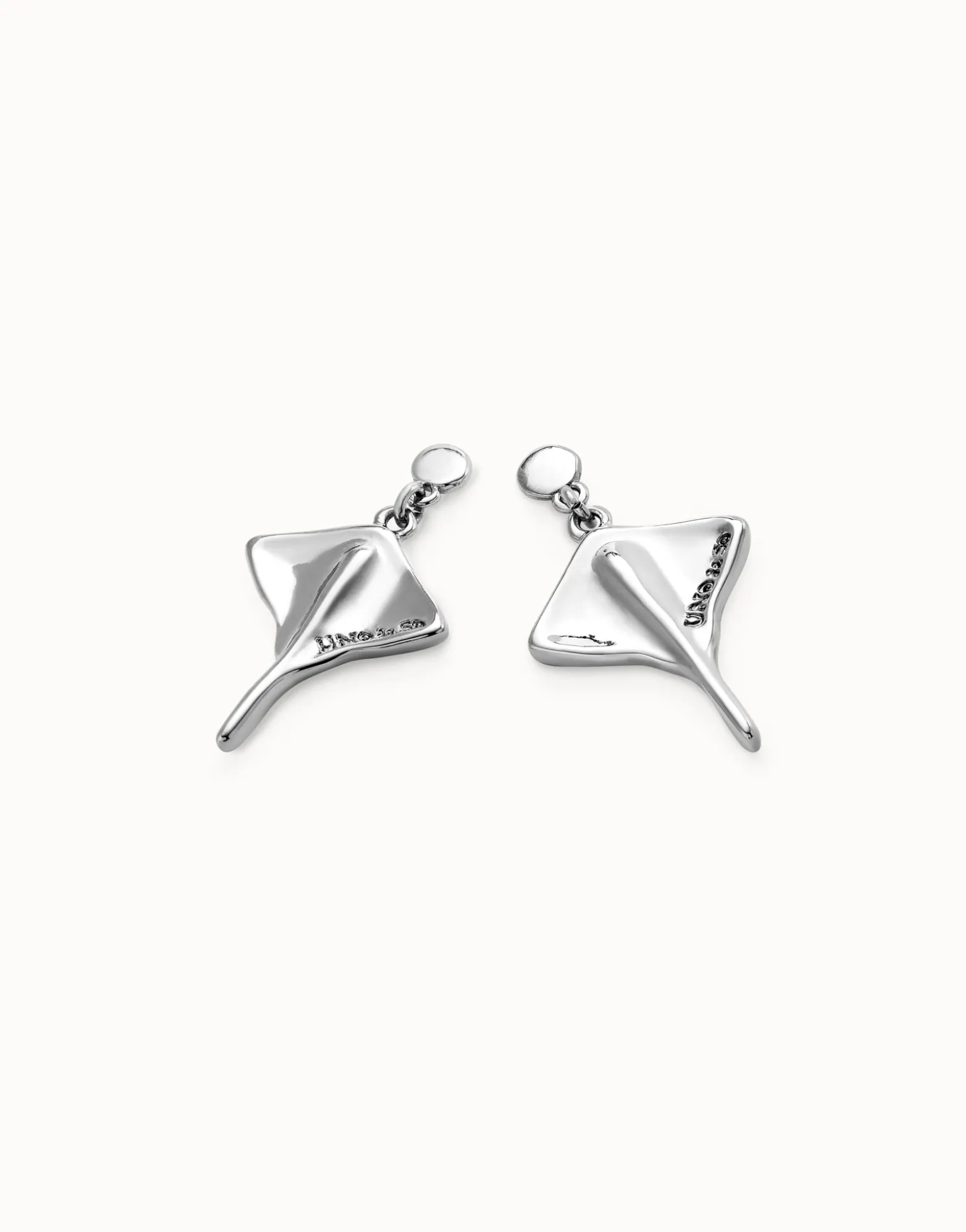 Manta ray-shaped drop earrings