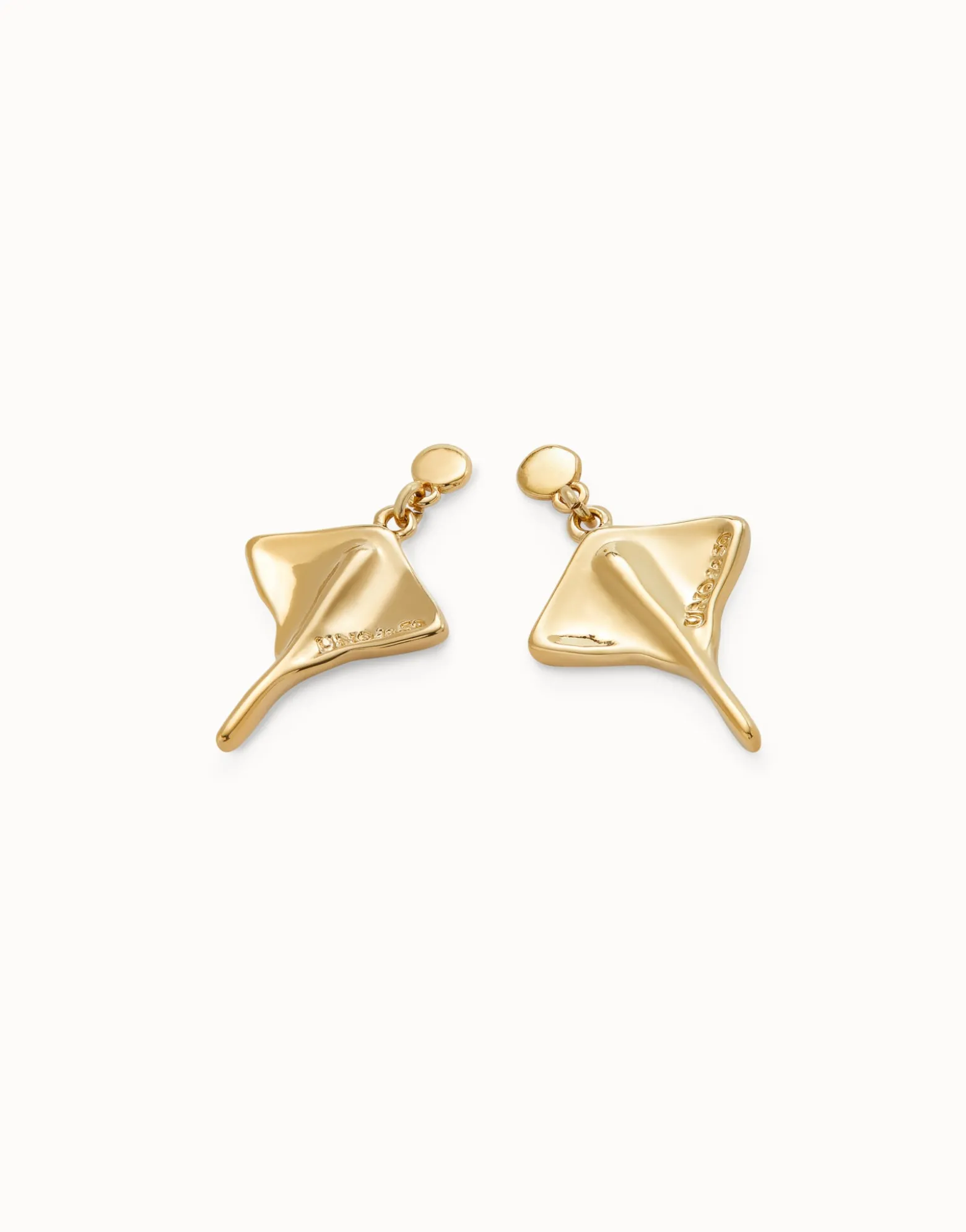 Manta ray-shaped drop earrings