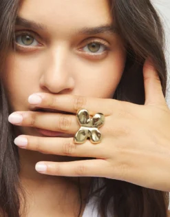 Maxi butterfly ring