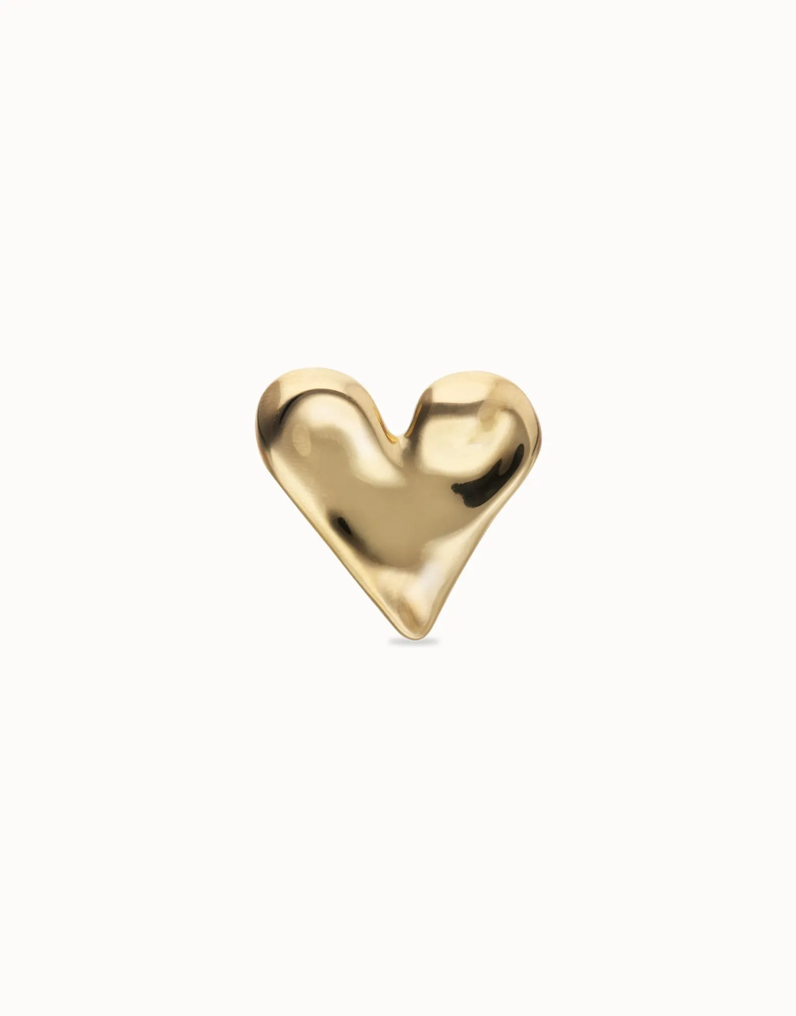 Maxi ring with heart shape