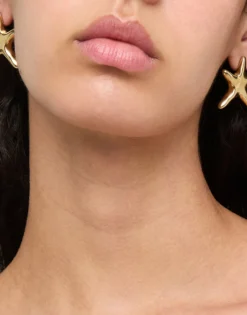 Medium starfish-shaped earrings