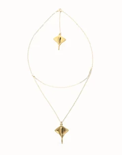 Multi strand chain necklace with manta ray