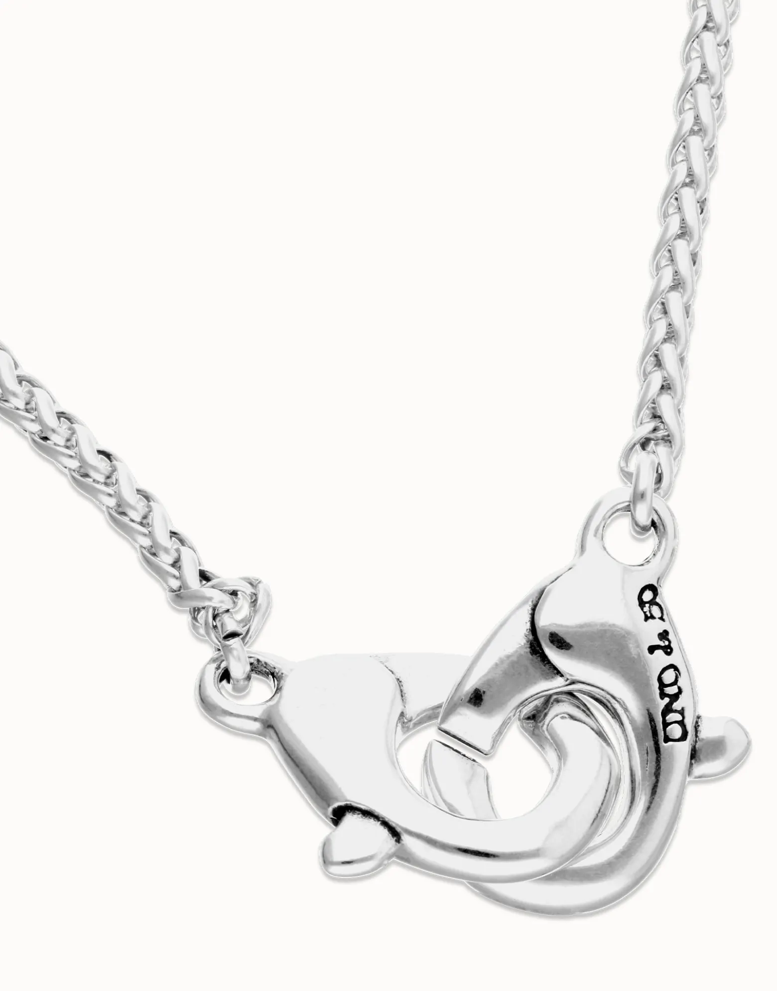Necklace with intertwined carabiner