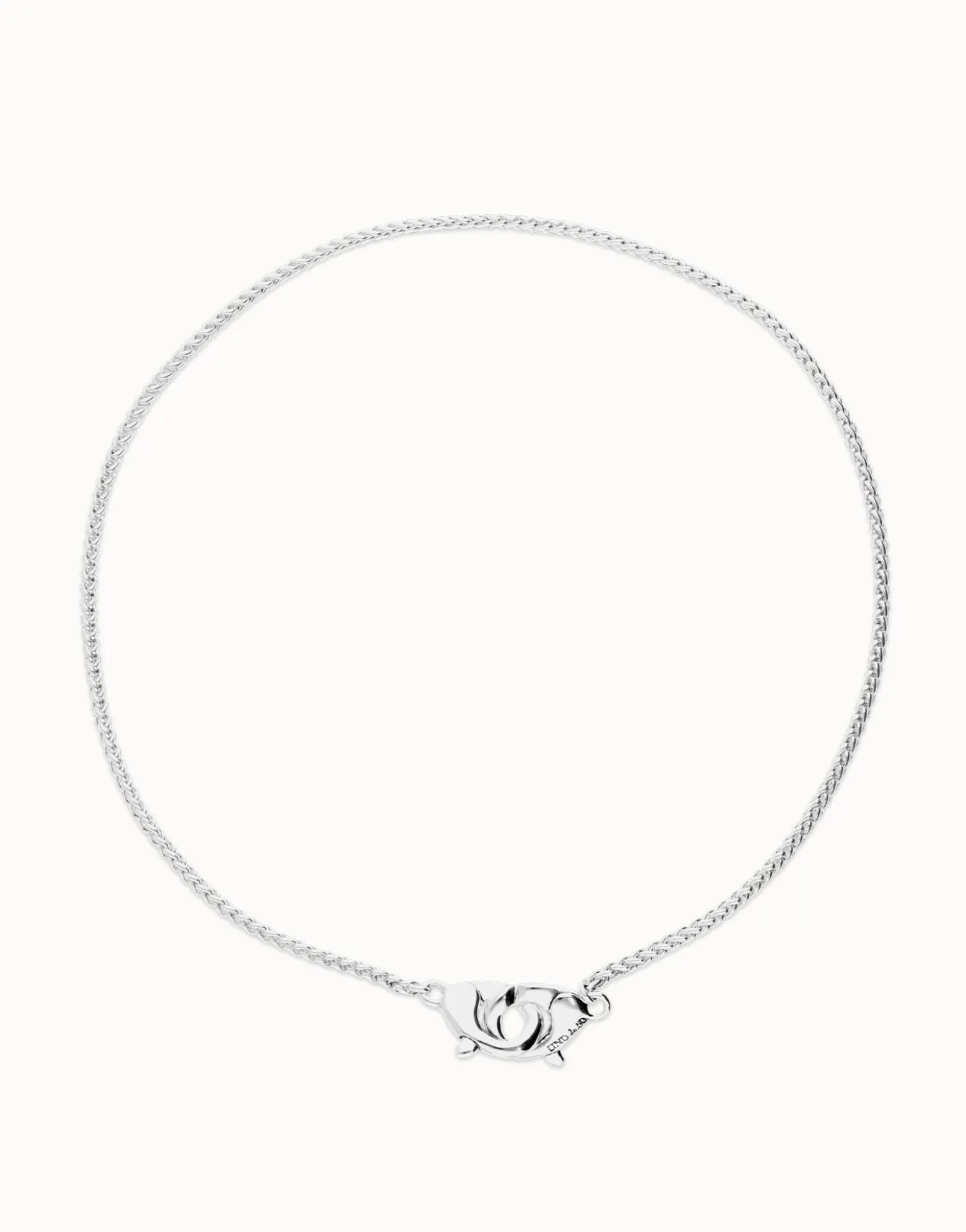 Necklace with intertwined carabiner
