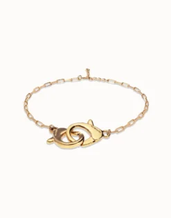 Necklace with large interlocking snap hook