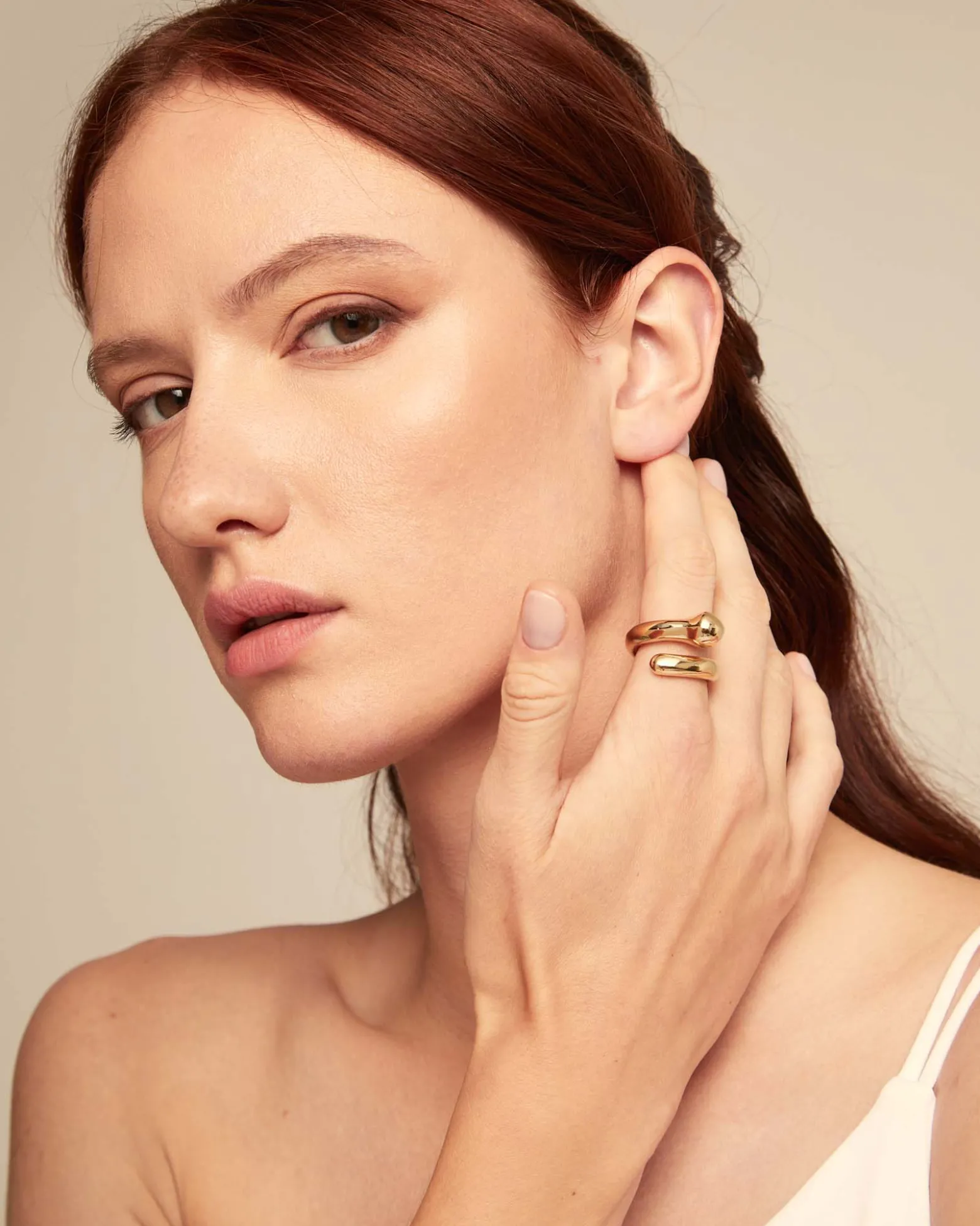 Open ring with organic design
