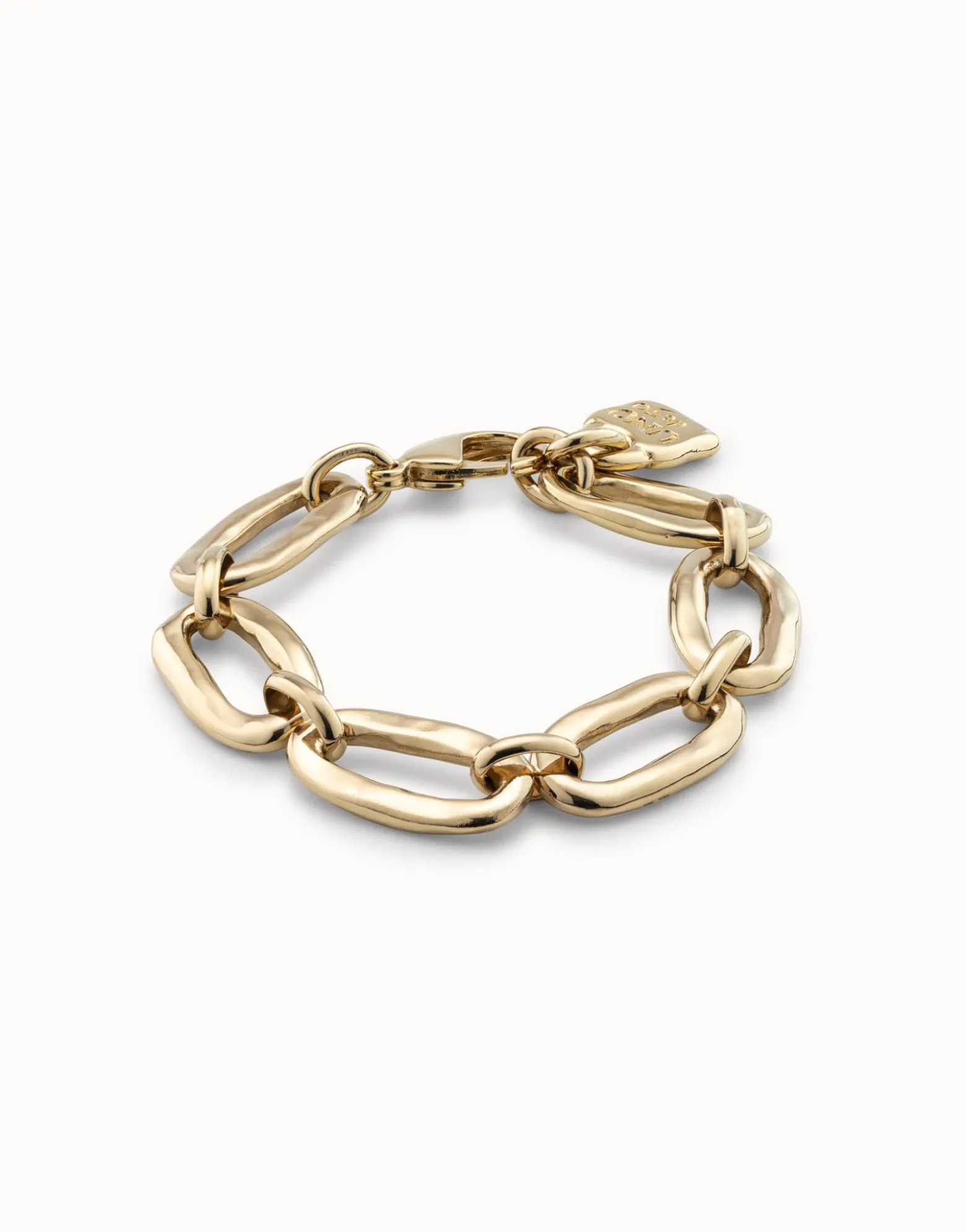 Oval link chain bracelet