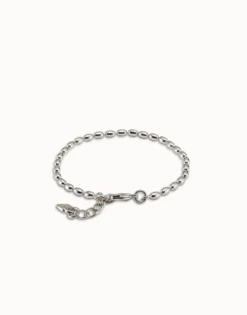 Oval link chain charm bracelet
