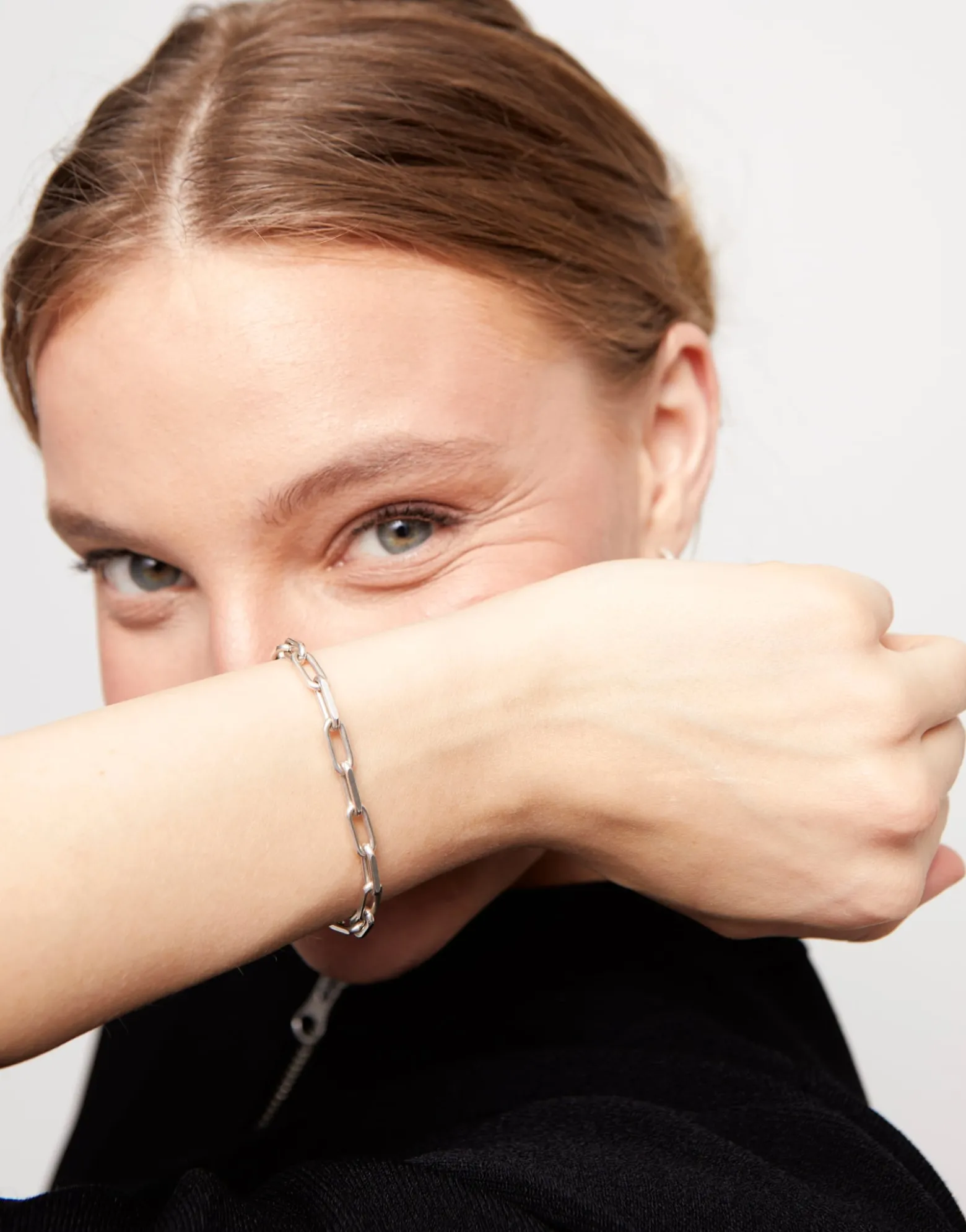 Rectangular link chain bracelet