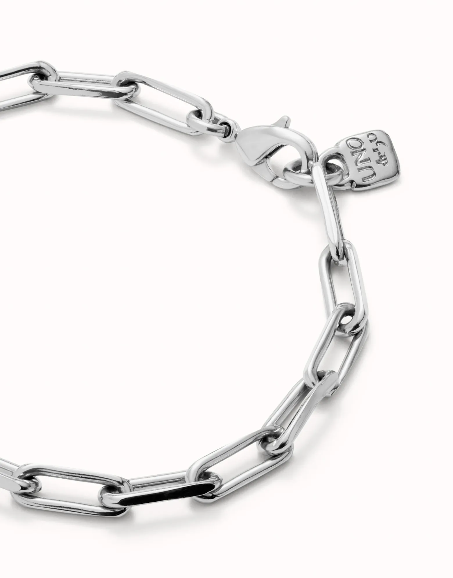 Rectangular link chain bracelet