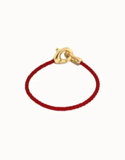 Red leather bracelet with interlocking carabiner