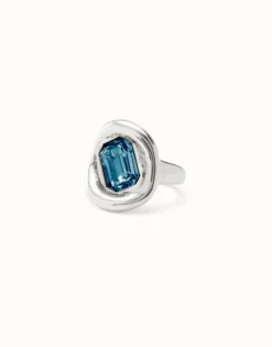 Ring with blue crystal