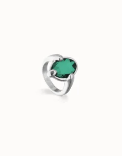 Ring with green oval faceted crystal