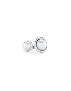 Ring with pearls
