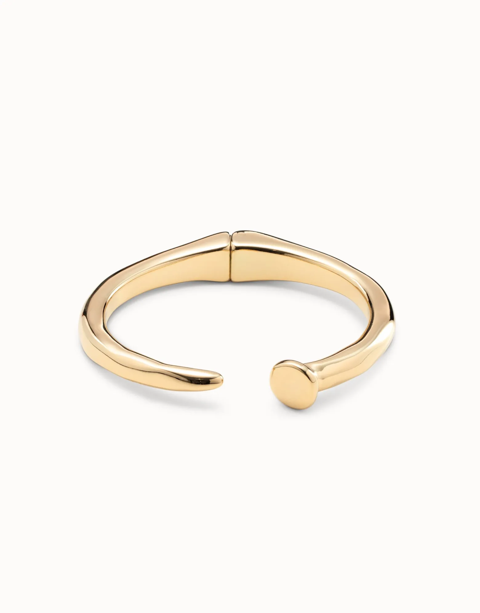 Sculptural‑style bangle bracelet