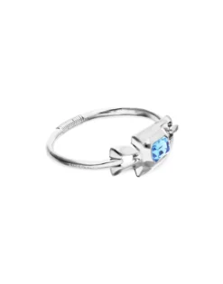 Semi-rigid bracelet with blue faceted crystal