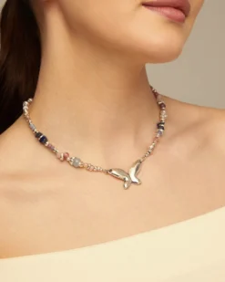 Short beaded necklace with butterfly