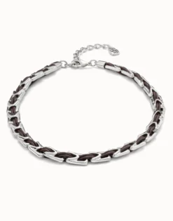 Short leather necklace with links