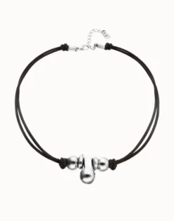 Short leather necklace with three spheres