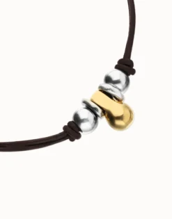 Short leather necklace with three spheres