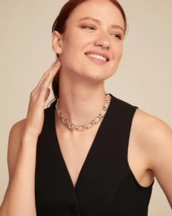 Short link chain necklace