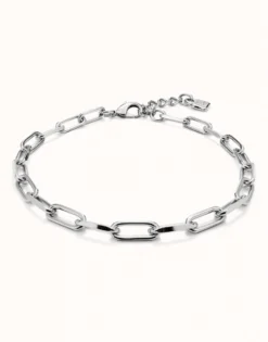 Short oval link chain necklace