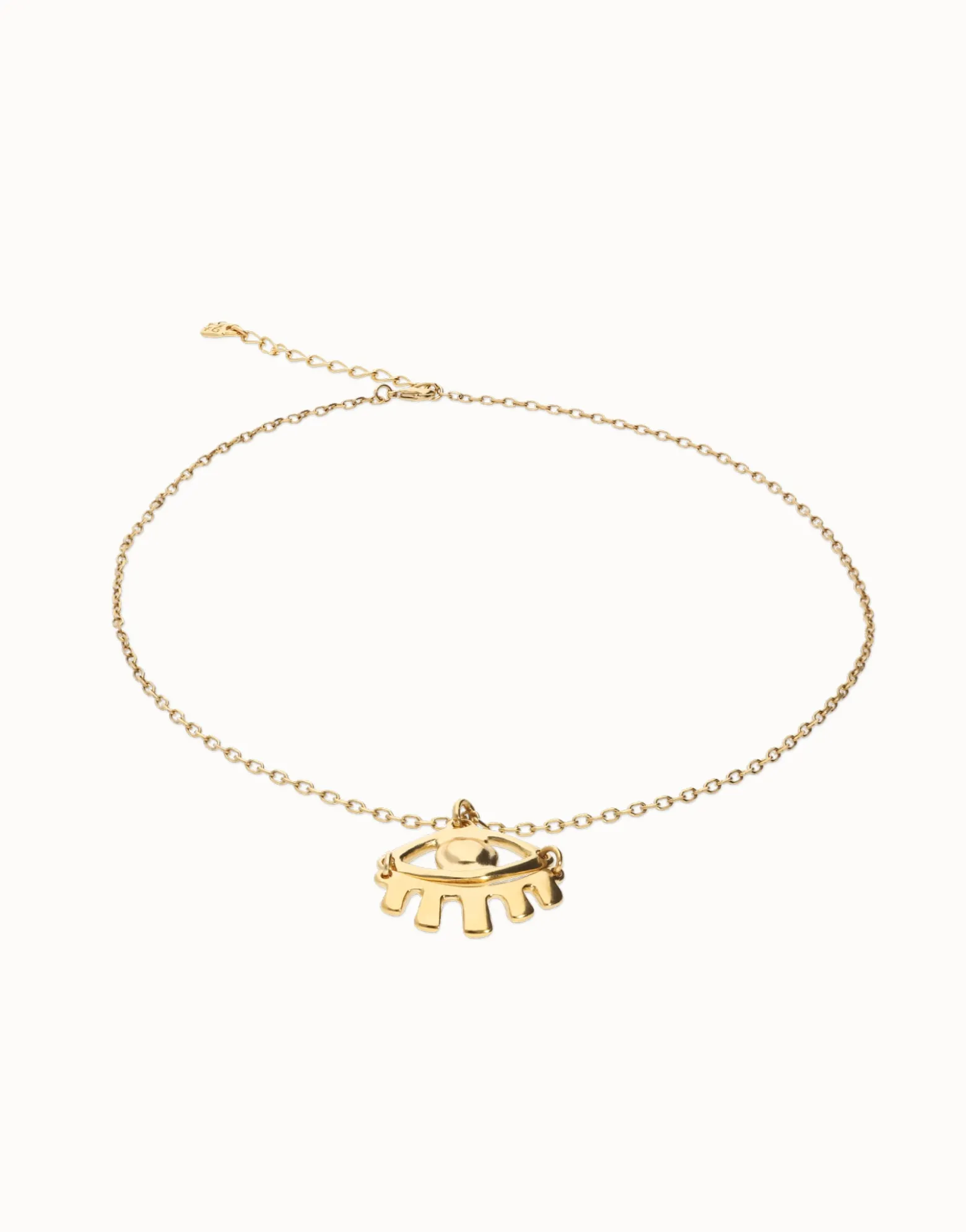 Short pendant chain necklace with small eye
