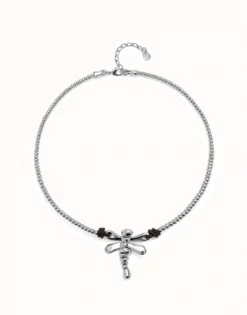 Short pendant necklace with dragonfly