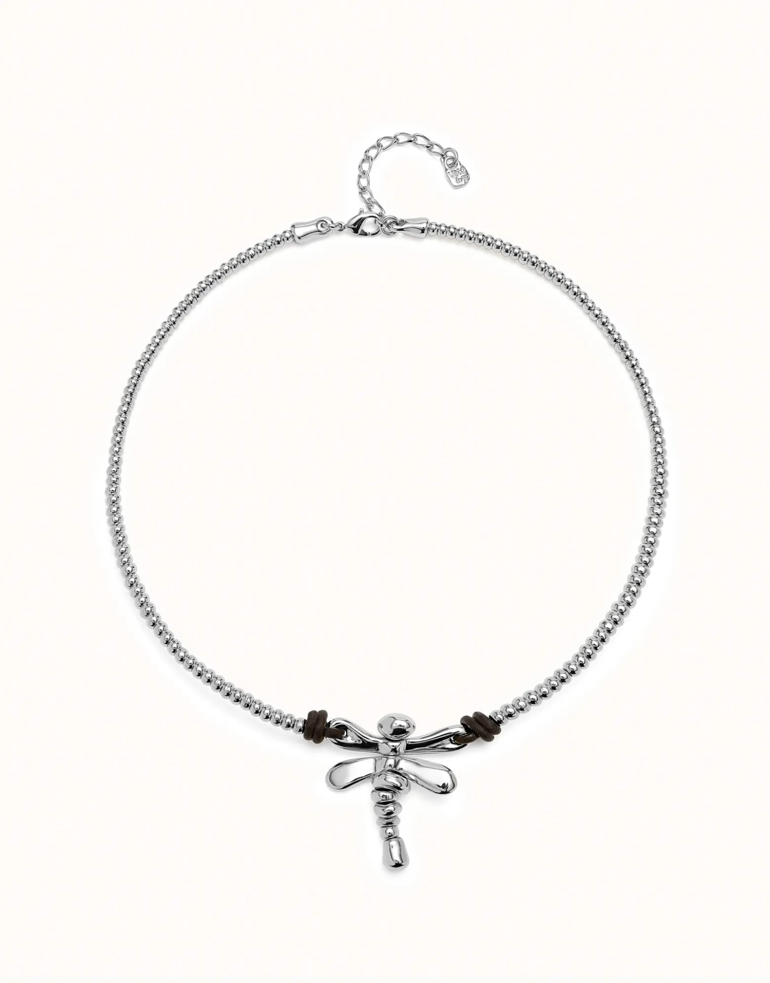 Short pendant necklace with dragonfly