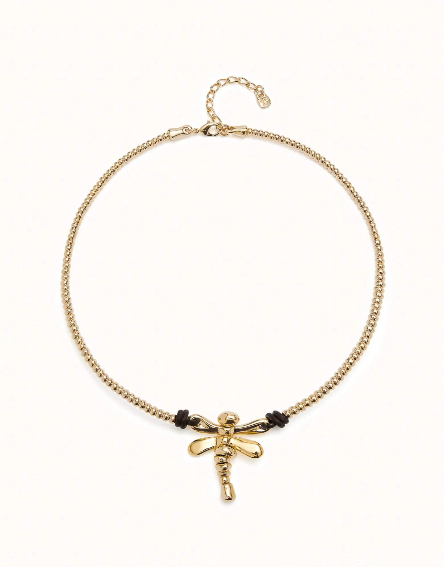 Short pendant necklace with dragonfly