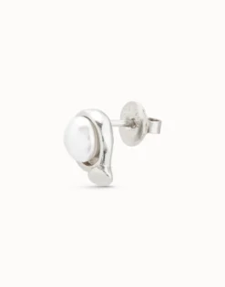 Single Stud Earring With Pearl