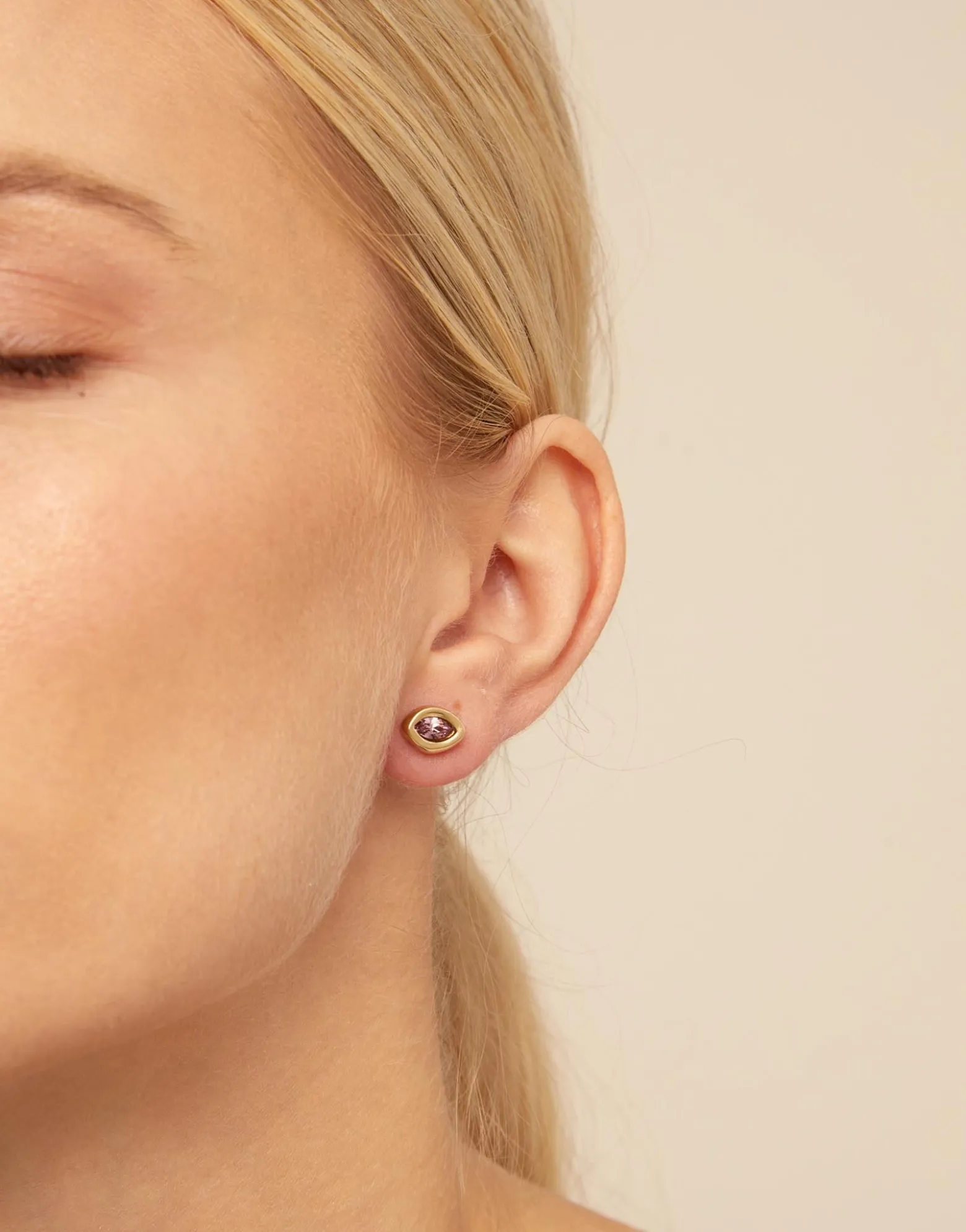 Single Stud Earring With Purple Crystal